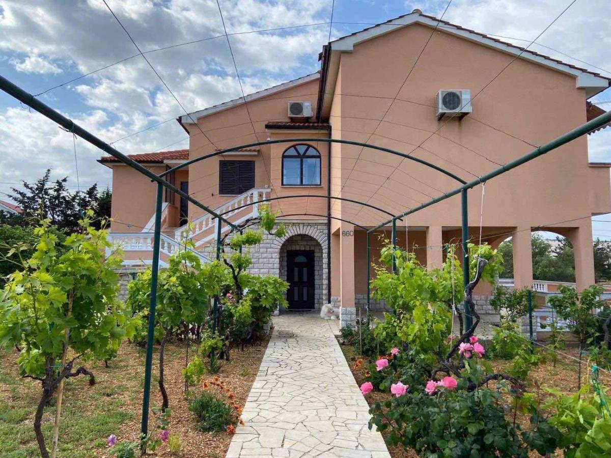 Apartament Mira Barbat na Rabu Zewnętrze zdjęcie